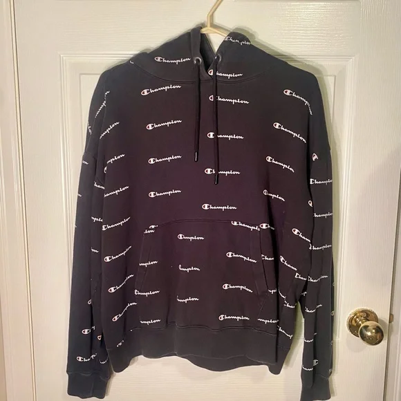 Champion Women’s Size Large Black Graphic Hoodie - Picture 1 of 4